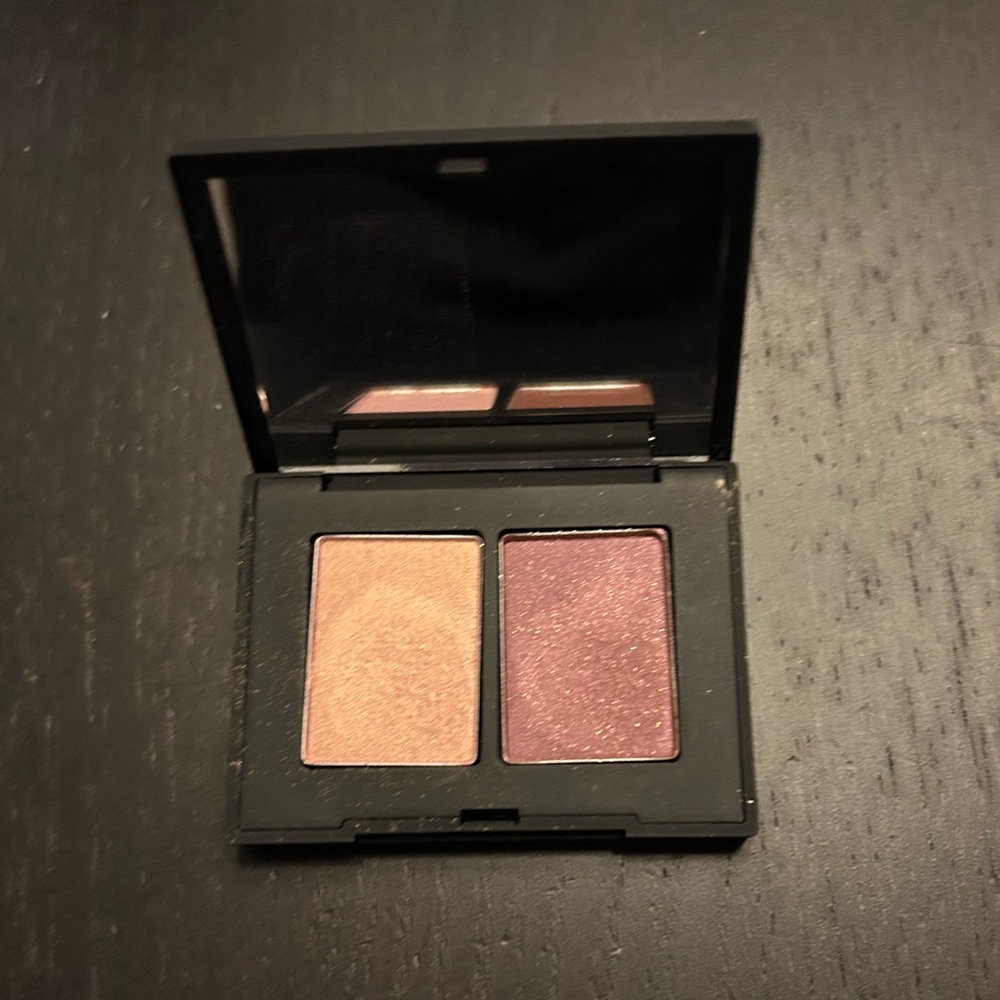 NARS eyeshadow duo